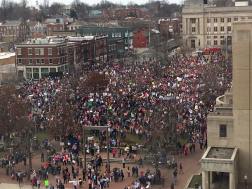 womens-march-in-lexington-ky-12117